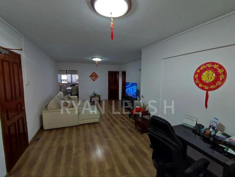 Common Room (HDB) for Rent in  412 Jurong West Street 42 - Image 1