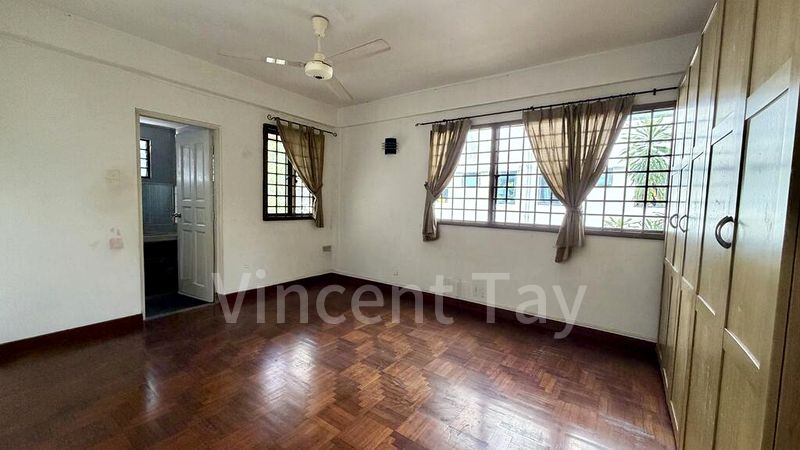 4 Bed Semi-Detached House (Landed) for Sale in  Frankel Estate - Image 2