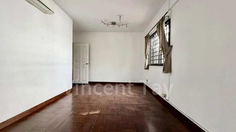 4 Bed Semi-Detached House (Landed) for Sale in  Frankel Estate - Image 3