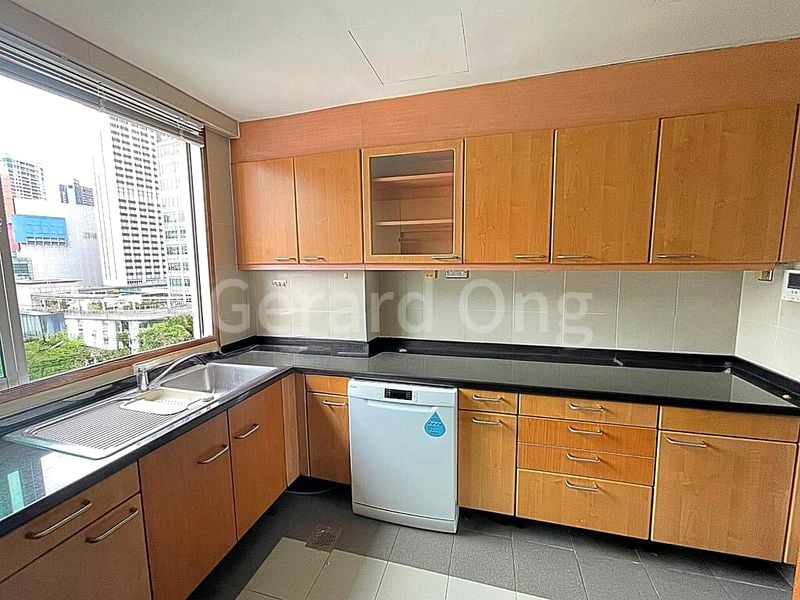 3 Bed Condo for Rent in Jalan Aruan - Image 8