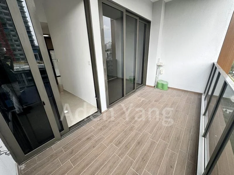 2 Bed Condo for Sale in  Midwood - Image 2