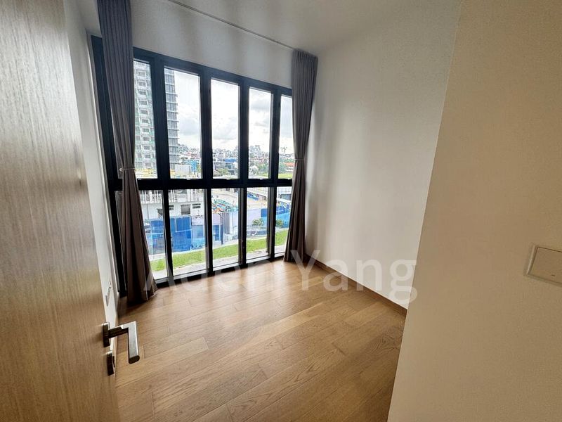 2 Bed Condo for Sale in  Midwood - Image 11