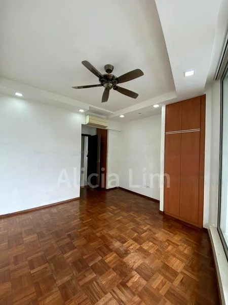 5 Bed Condo for Sale in  The Peak - Image 9
