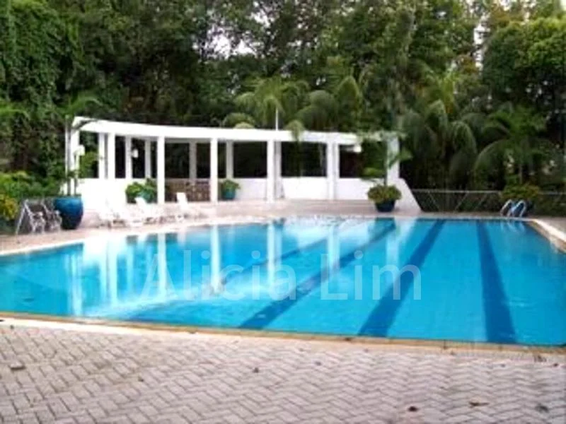 5 Bed Condo for Sale in  The Peak - Image 4