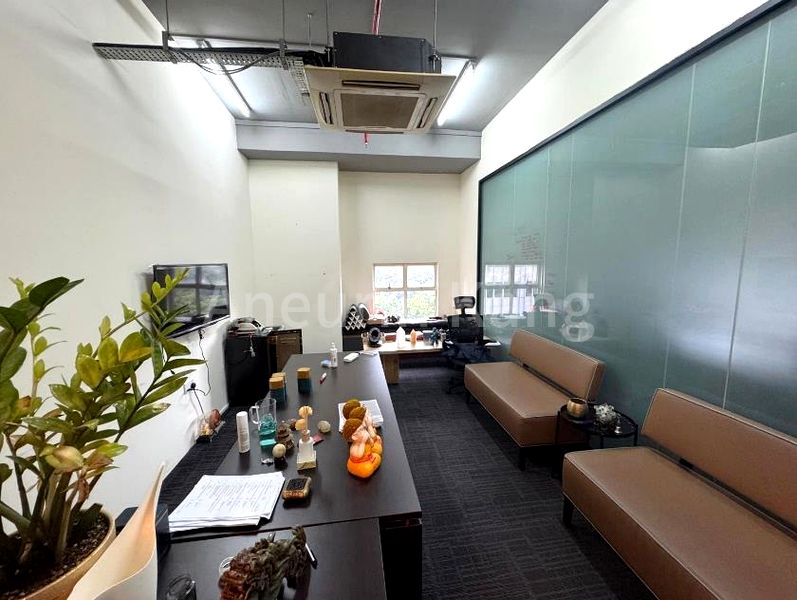 Light Industrial (B1) for Rent in  Harbourside Building 2 - Image 6