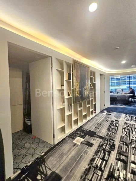 Office for Sale: International Plaza - Image 7