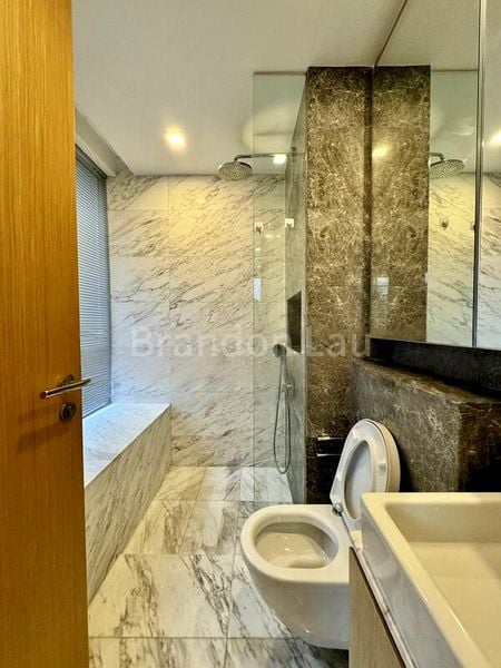 2 Bed Condo for Rent in  The Peak @ Cairnhill II - Image 5