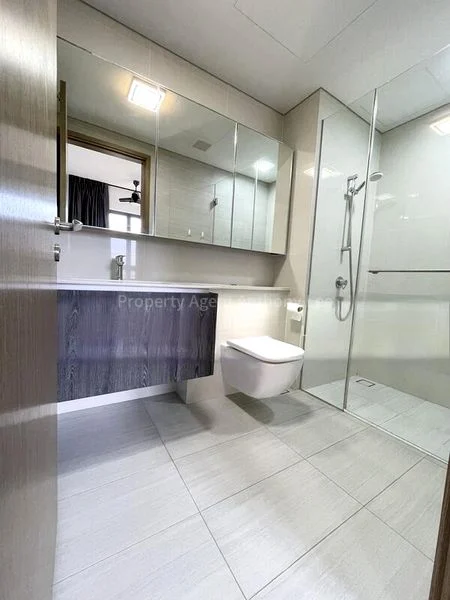 2 Bed Condo for Rent in Lakeville - Image 2