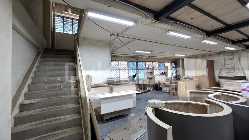 Light Industrial (B1) for Rent: North Link Building - Image 3