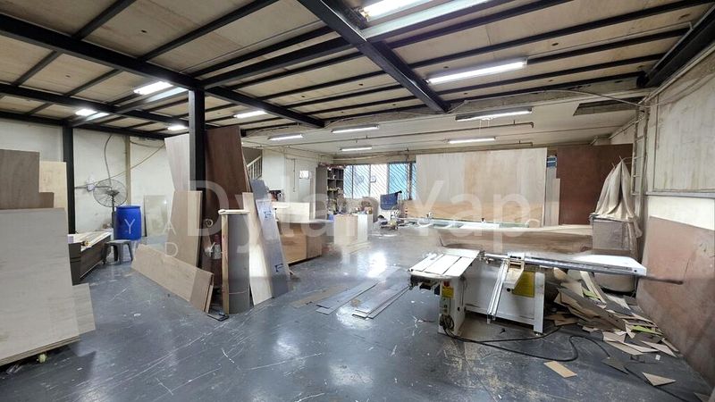 Light Industrial (B1) for Rent: North Link Building - Image 8