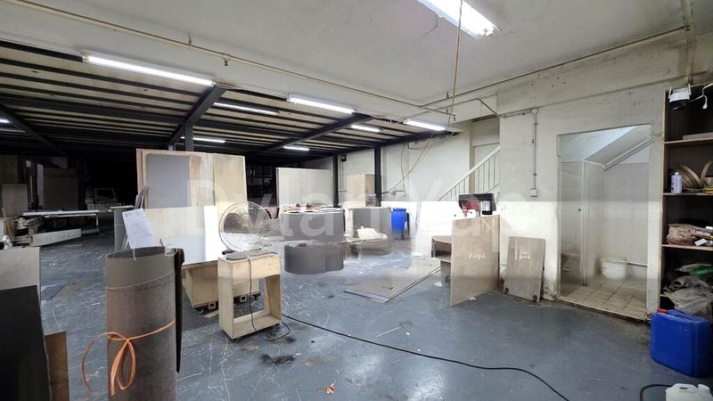 Light Industrial (B1) for Rent: North Link Building - Image 7