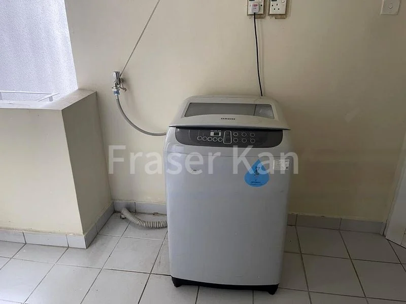 3 Bed Condo for Rent in  The Heliconia - Image 6