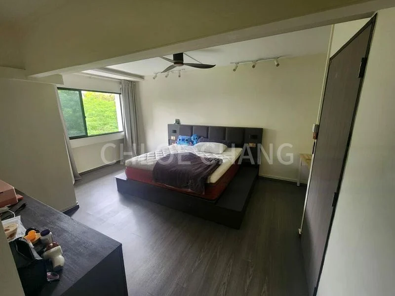 Executive HDB for Sale in 407 Sembawang Drive - Image 18
