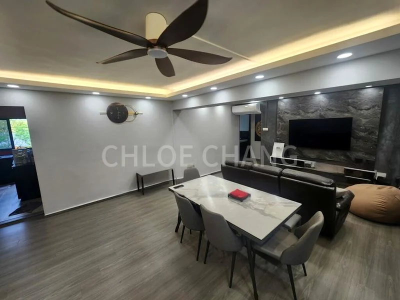 Executive HDB for Sale in 407 Sembawang Drive - Image 11