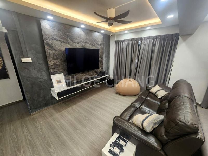 Executive HDB for Sale in 407 Sembawang Drive - Image 13