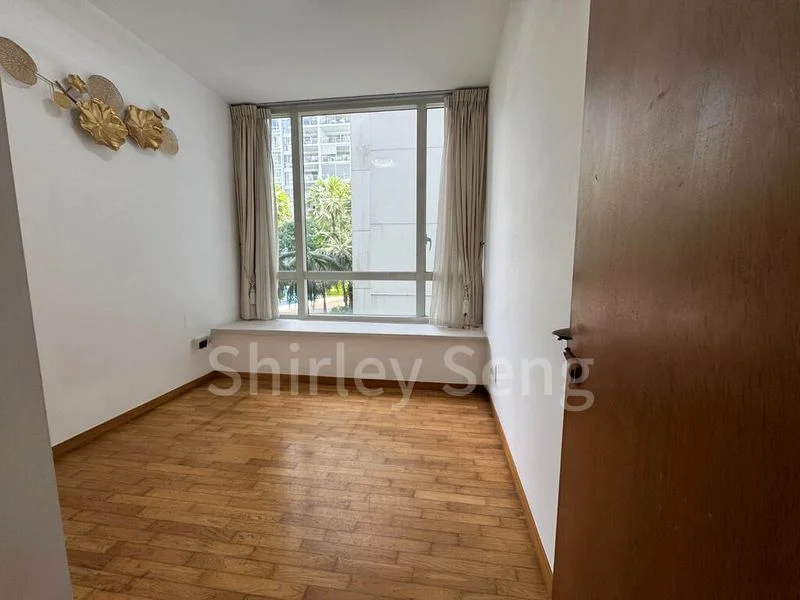 4 Bed Condo for Sale in  The Sea View - Image 6