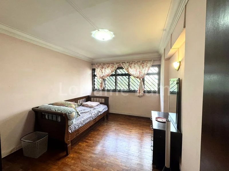 5 Room (5I) HDB for Sale in 14 Teck Whye Lane - Image 4