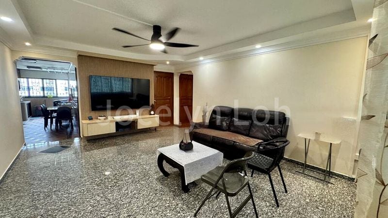 Master Room (HDB) for Rent in  572 Ang Mo Kio Avenue 3 - Image 4