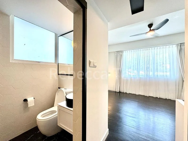 3 Bed Condo for Sale in  Fairlodge - Image 13