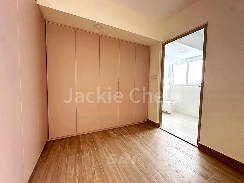 5 Bed Terraced House (Landed) for Rent in  Kensington Park Condominium - Image 9