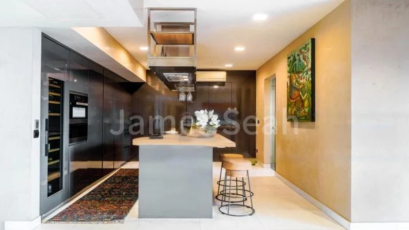 5 Bed Condo for Sale in  Wing On Life Garden - Image 6