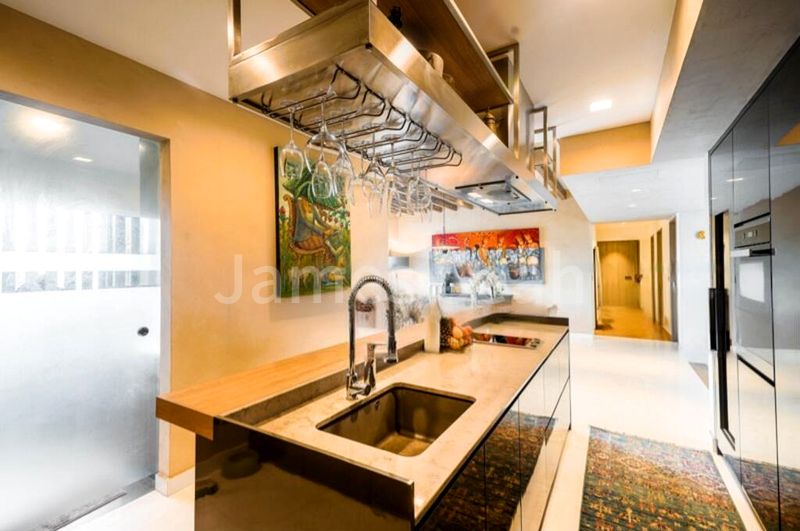 5 Bed Condo for Sale in  Wing On Life Garden - Image 7