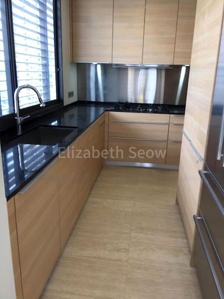 4 Bed Apartment (Condo) for Rent in  Hana - Image 2