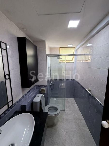 3 Bed Condo for Rent in Astoria Park - Image 7