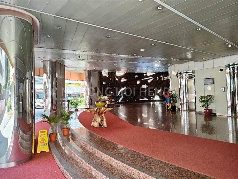 Office for Rent: Goldhill Plaza - Image 4