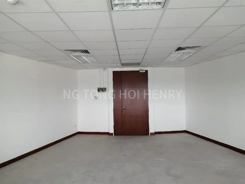 Office for Rent: Goldhill Plaza - Image 2