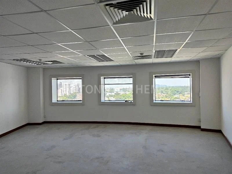 Office for Rent: Goldhill Plaza - Image 1