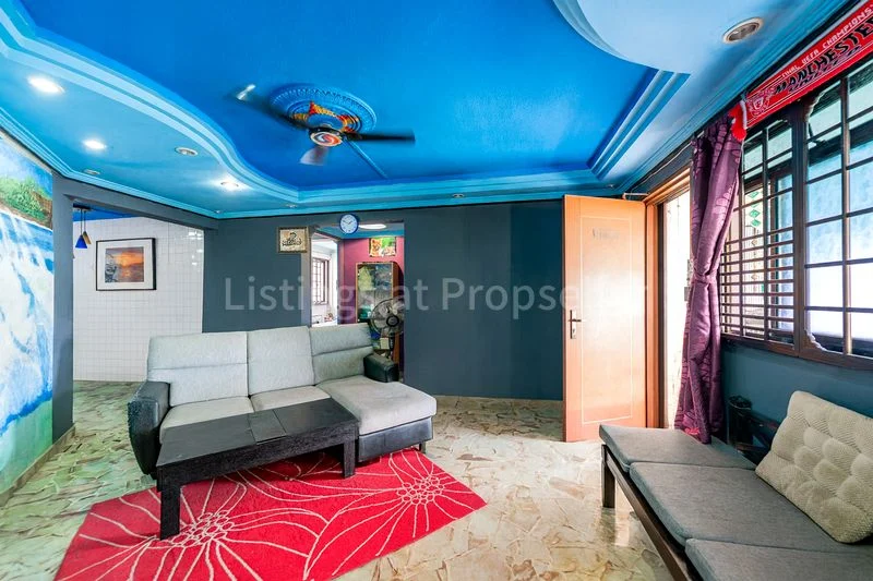 3 Room (3NG) HDB for Sale in 701 Hougang Avenue 2 - Image 3