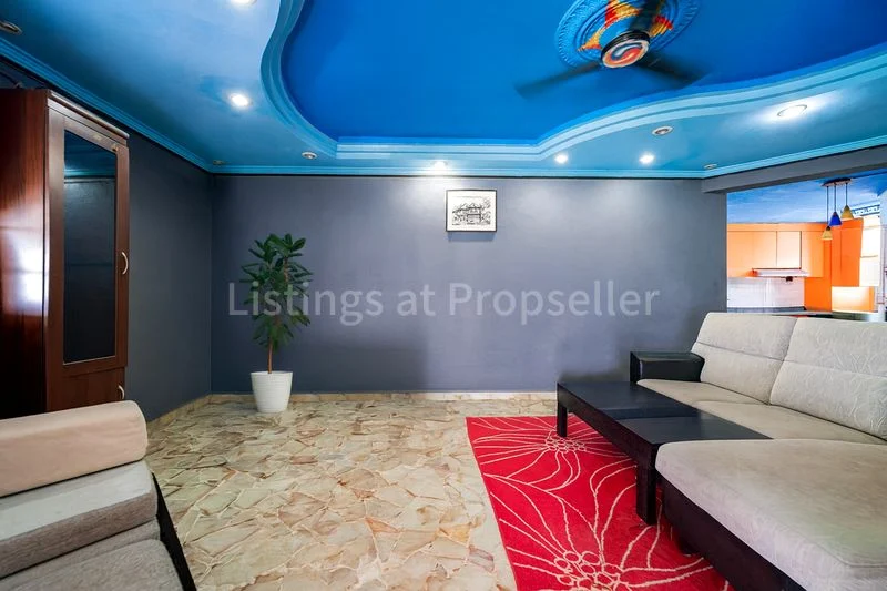 3 Room (3NG) HDB for Sale in 701 Hougang Avenue 2 - Image 5