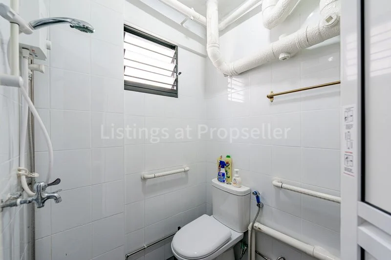 3 Room (3NG) HDB for Sale in 701 Hougang Avenue 2 - Image 11