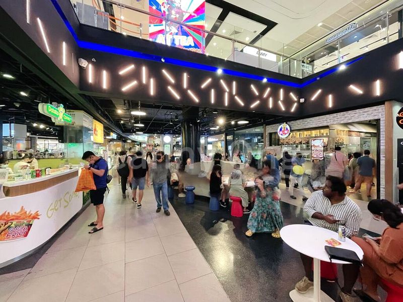 Shop / Shophouse for Rent: 313 @ Somerset - Image 3