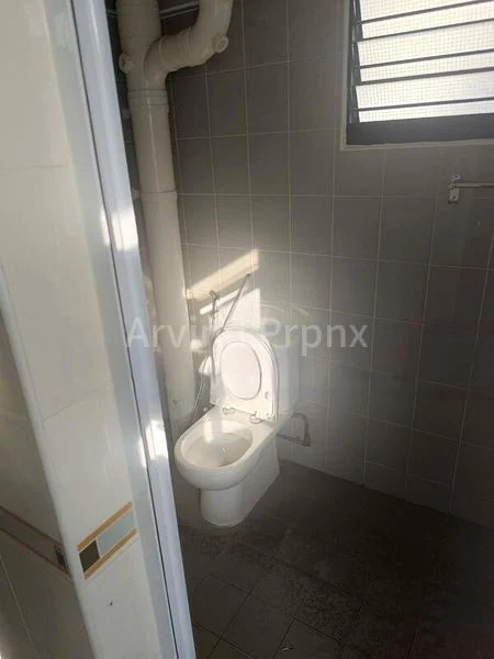 4 Room (4A) HDB for Rent in  673 Hougang Avenue 8 - Image 9