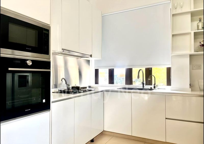 5 Bed Bungalow (Landed) for Sale in  Ocean Drive - Image 2