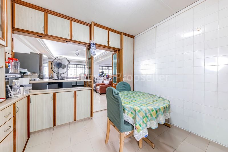 4 Room (4A) HDB for Sale in 639 Pasir Ris Drive 1 - Image 4