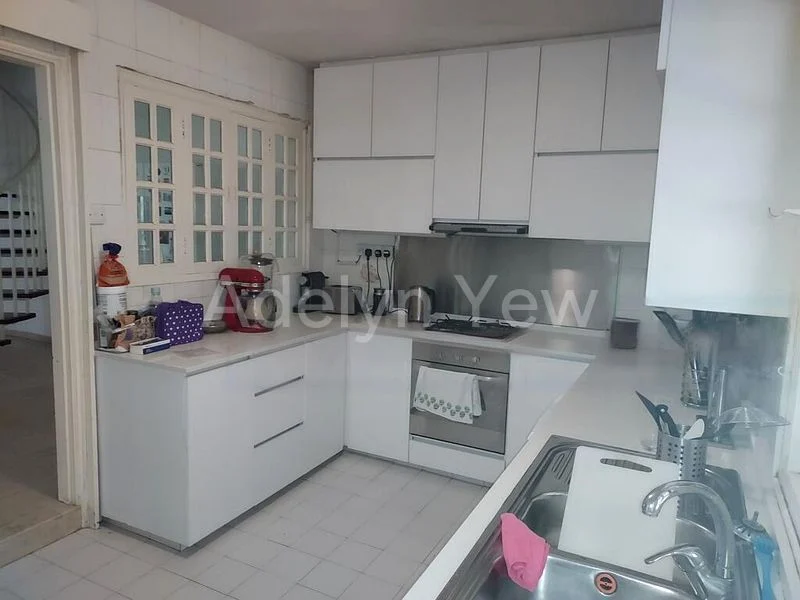 5 Bed Semi-Detached House (Landed) for Rent in  Binjai Park - Image 2