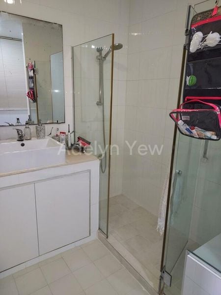 5 Bed Semi-Detached House (Landed) for Rent in  Binjai Park - Image 7