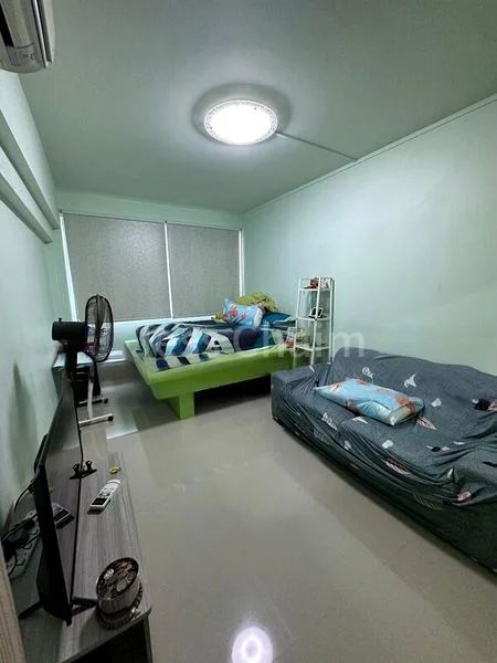Room (HDB) for Rent in  104 Pasir Ris Street 12 - Image 1