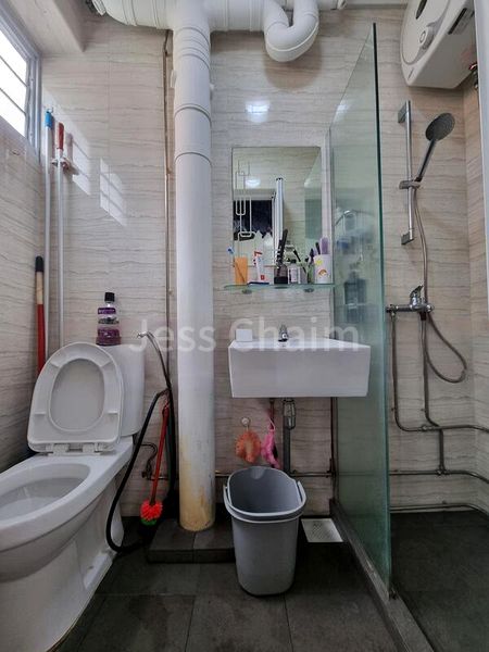 Room (HDB) for Rent in  104 Pasir Ris Street 12 - Image 3