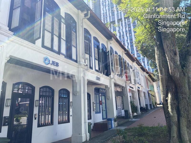 Shop / Shophouse for Rent: Cantonment Road - Image 4