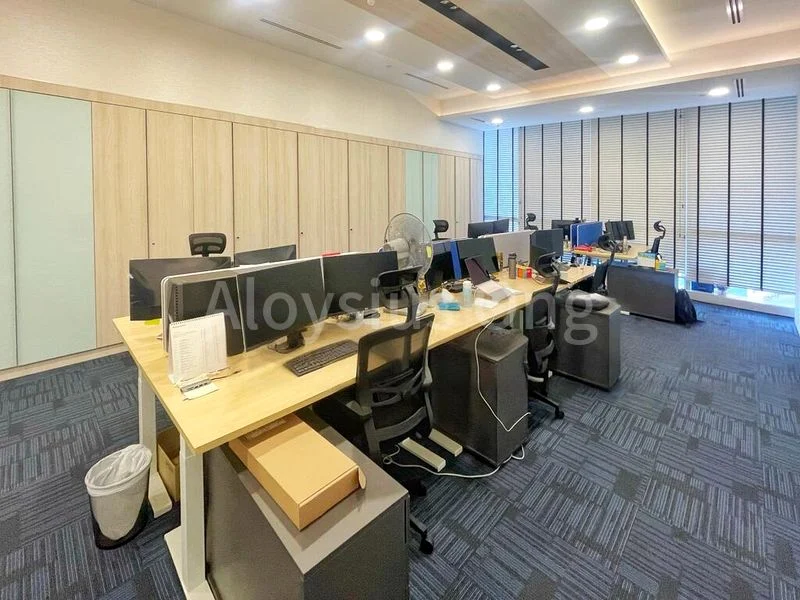 Office for Rent: SBF Center - Image 3