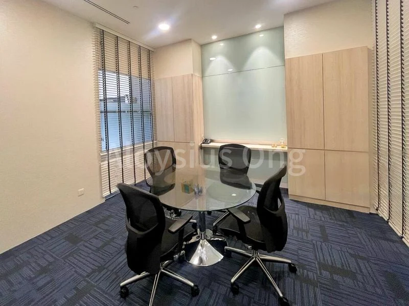 Office for Rent: SBF Center - Image 8