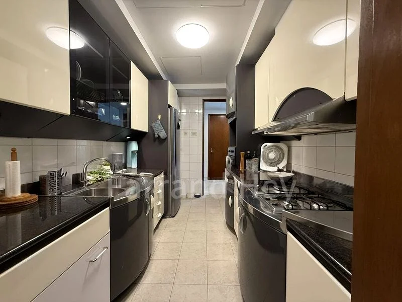 2 Bed Condo for Rent in  Scotts 28 - Image 7