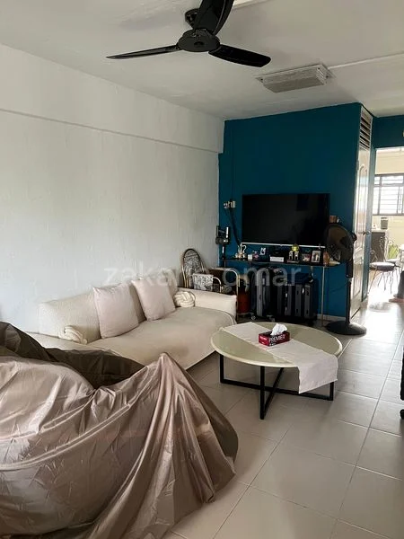 3 Room (3NG) HDB for Sale in  133 Yishun Street 11 - Image 2