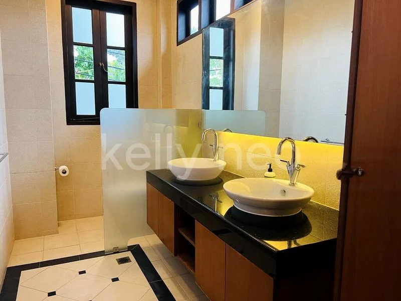 5+1 Bed Bungalow (Landed) for Rent in  Green Hill Estate - Image 17