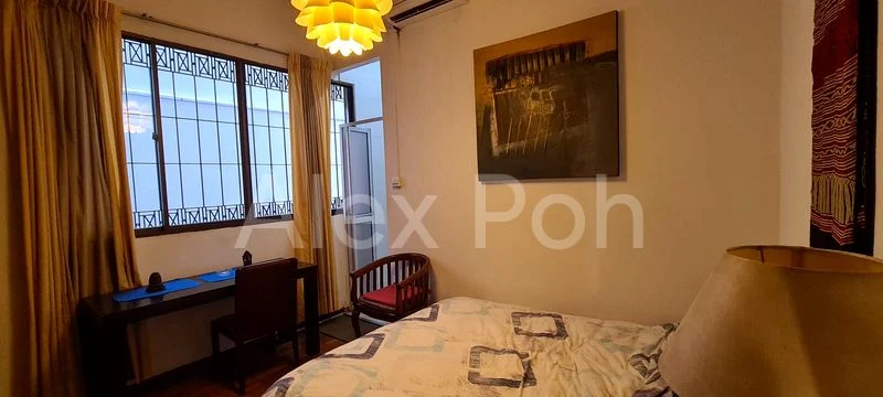 Master Room (Landed) for Rent in Emerald Hill Conservation Area - Image 1