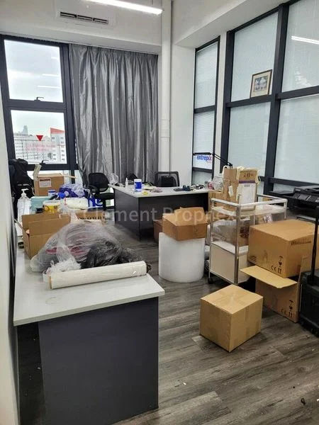 Light Industrial (B1) for Rent: Primz Bizhub - Image 1